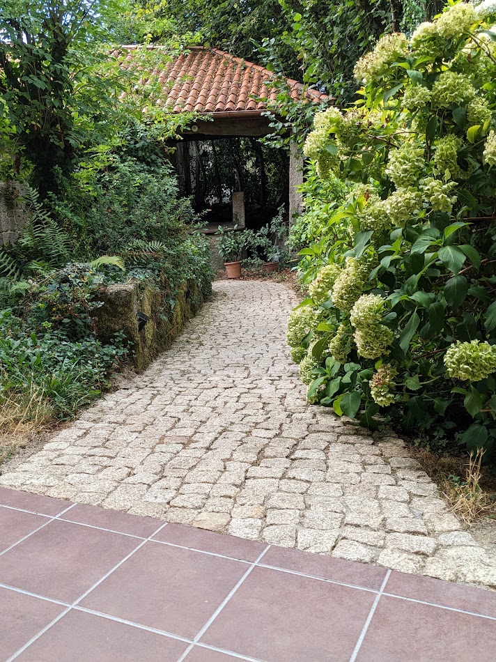 Jardin exterior de el Pazo posreforma