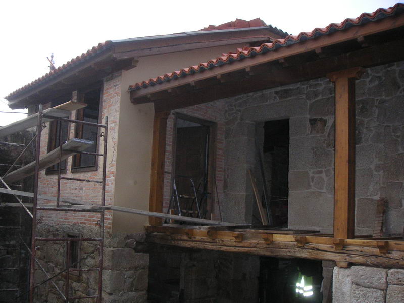 Andamios con madera
