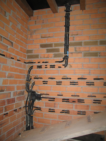 o para la instalación eléctrica: