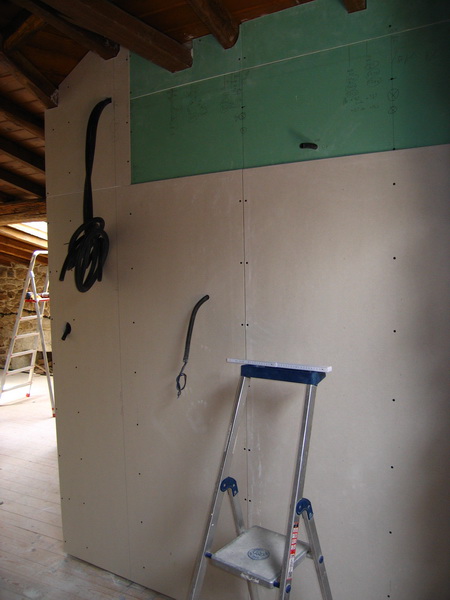 Volvemos al proyecto pladur de Sobrehorno, aquí el hall lado derecho,